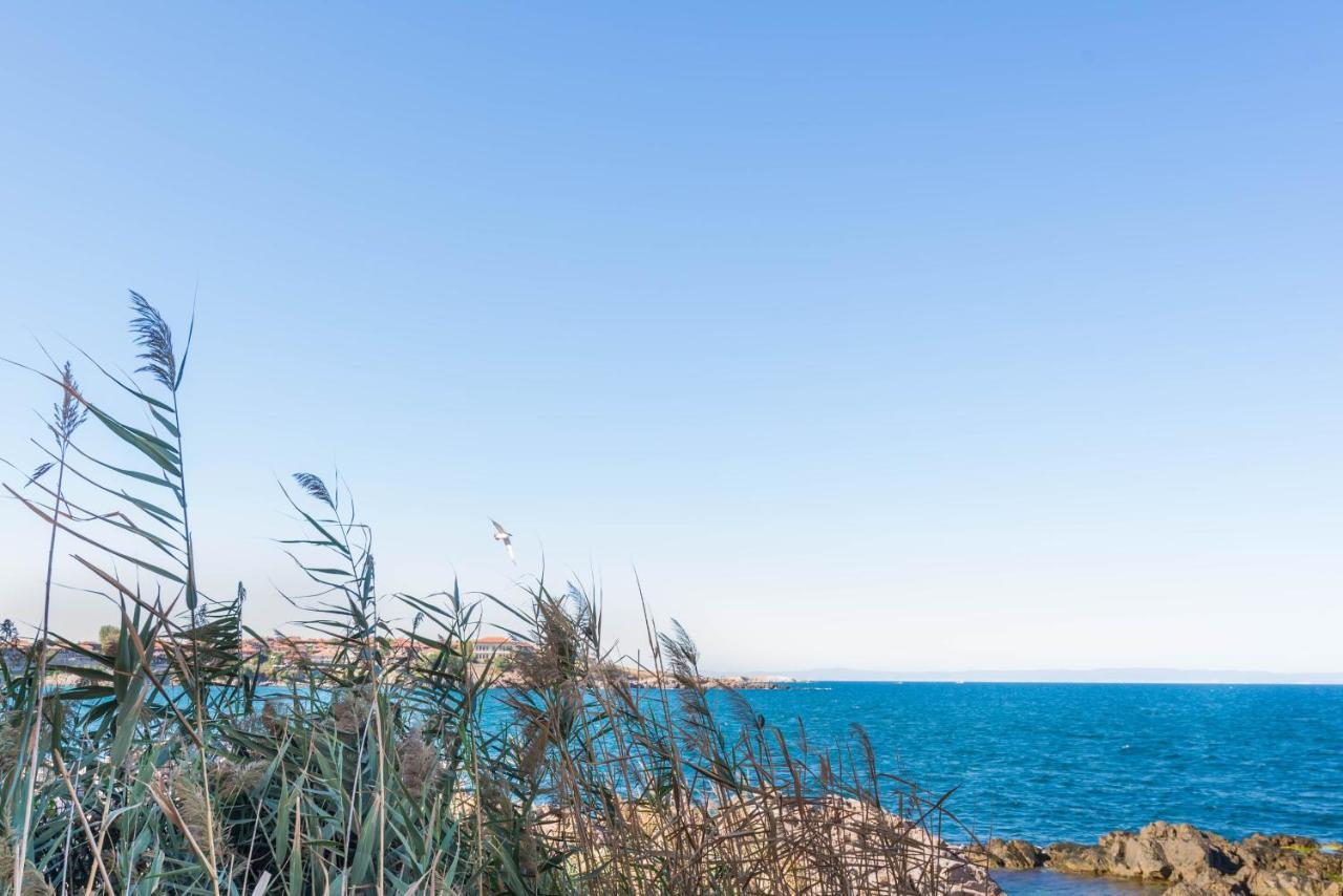 Happy Holiday Sozopol โซโซโปล ภายนอก รูปภาพ