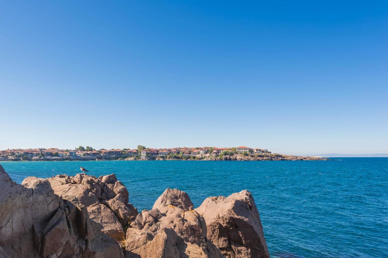 Happy Holiday Sozopol โซโซโปล ภายนอก รูปภาพ