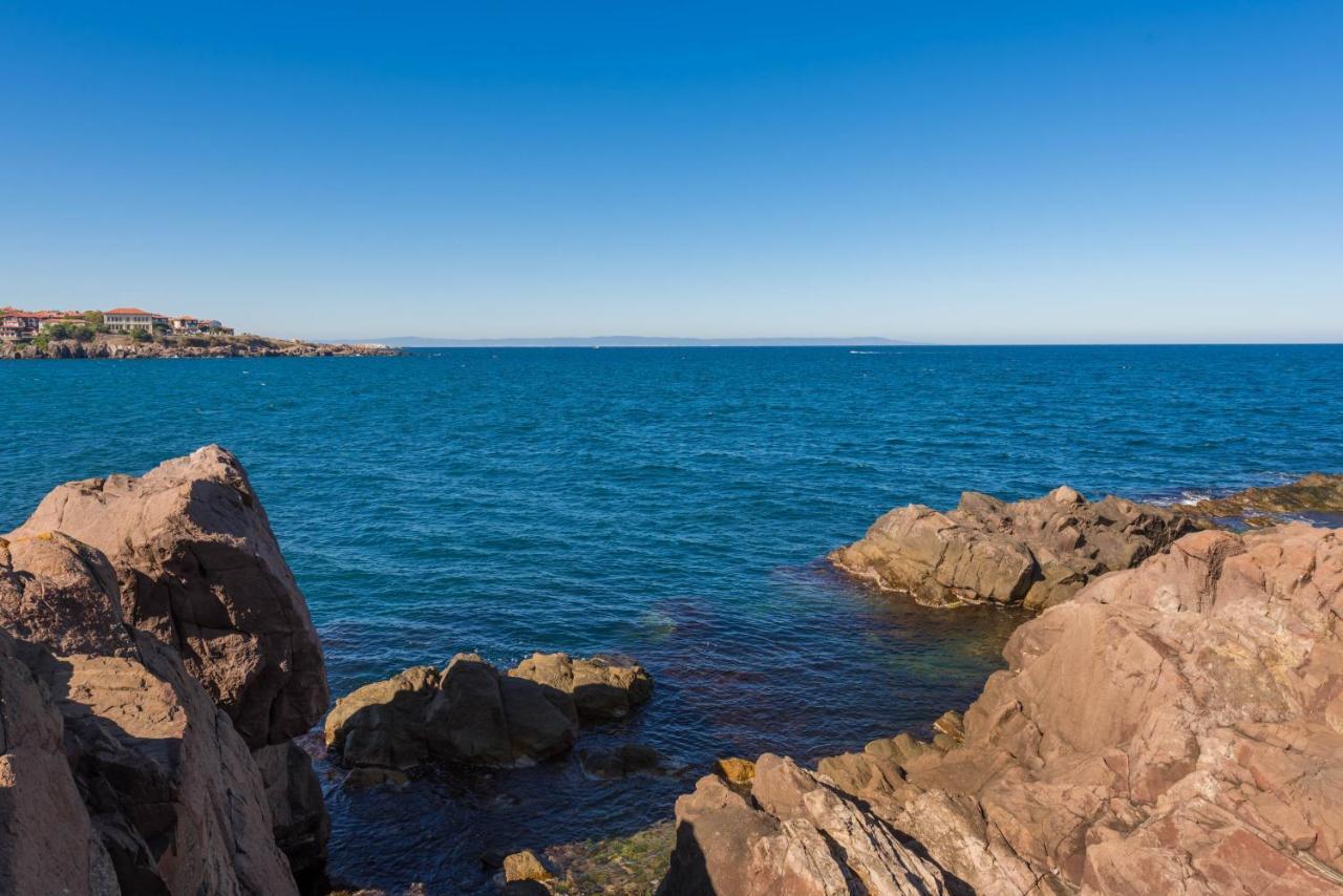 Happy Holiday Sozopol โซโซโปล ภายนอก รูปภาพ